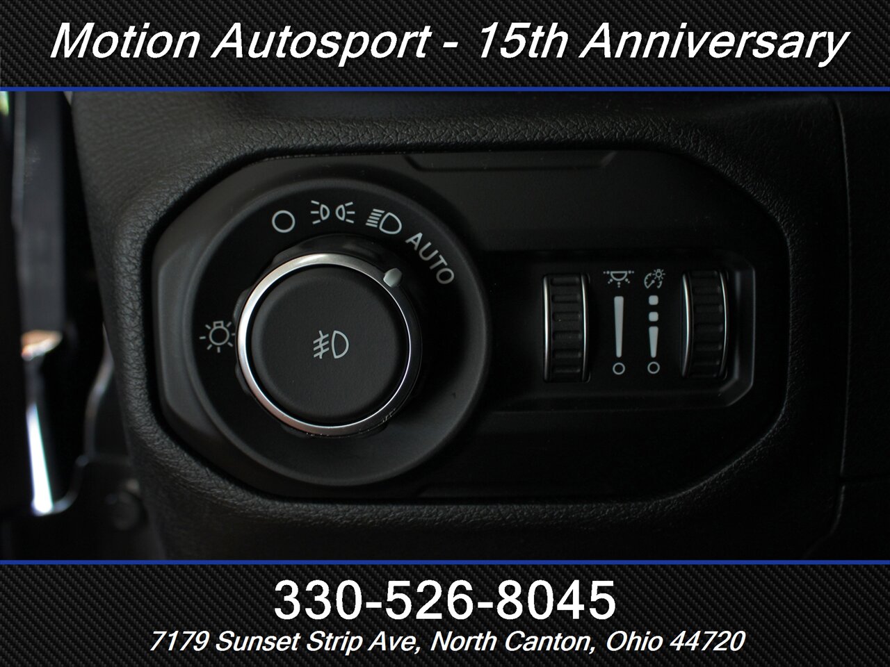 2021 Jeep Wrangler Unlimited Sahara Altitude Custom Lift 4X4 Sky Touch Roof - Photo 20 - North Canton, OH 44720