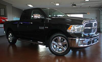 2016 RAM 1500 Big Horn  Moon Roof Navigation 4X4 - Photo 2 - North Canton, OH 44720