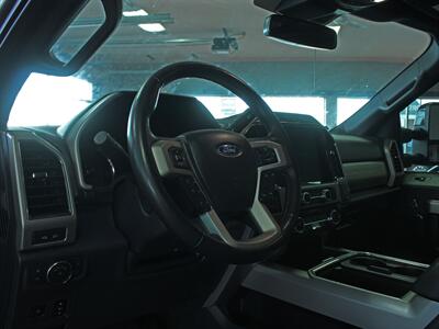 2022 Ford F-250 Super Duty Lariat  Ultimate Panoramic Moon Roof FX4 4X4 - Photo 13 - North Canton, OH 44720