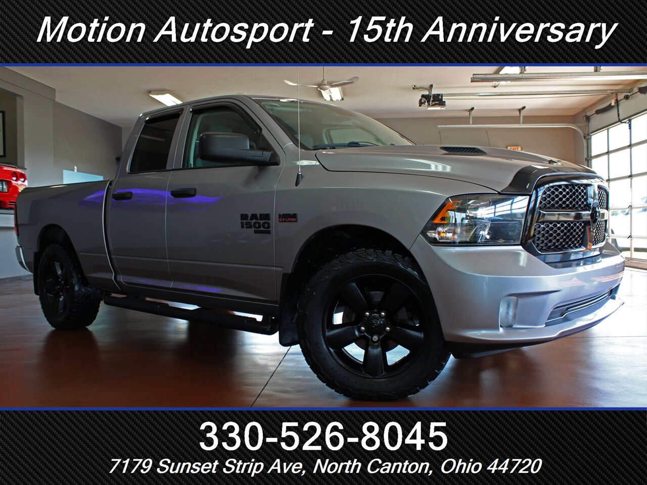 2020 RAM 1500 Classic Night Edition  4X4 - Photo 2 - North Canton, OH 44720