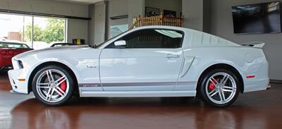 2014 Ford Mustang GT Premium  California Special - Photo 5 - North Canton, OH 44720