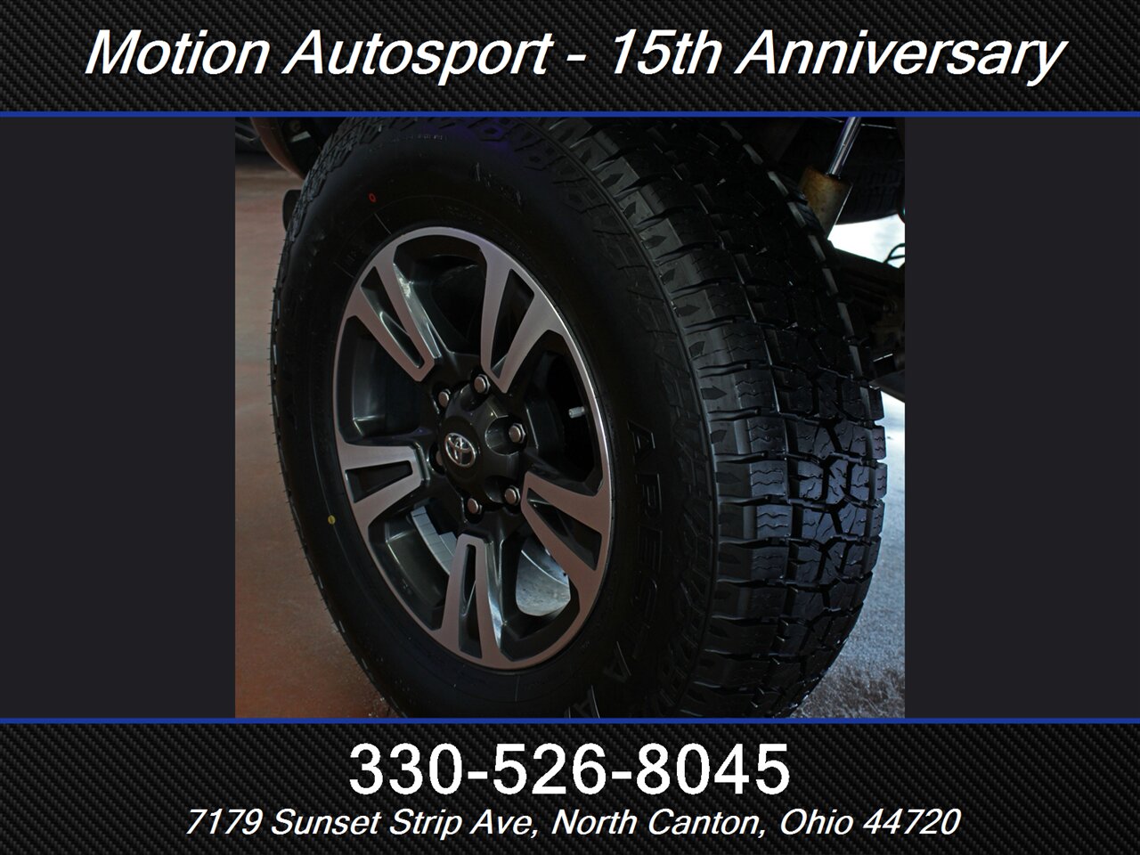 2017 Toyota Tacoma SR5 TRD Sport V6  Custom Lift 4x4 - Photo 54 - North Canton, OH 44720