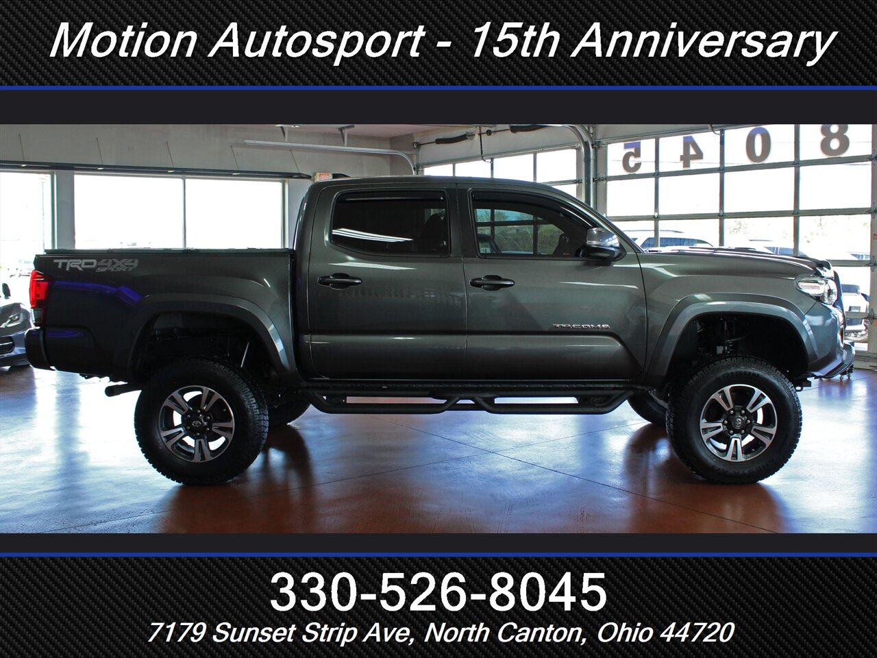 2017 Toyota Tacoma SR5 TRD Sport V6  Custom Lift 4x4 - Photo 13 - North Canton, OH 44720