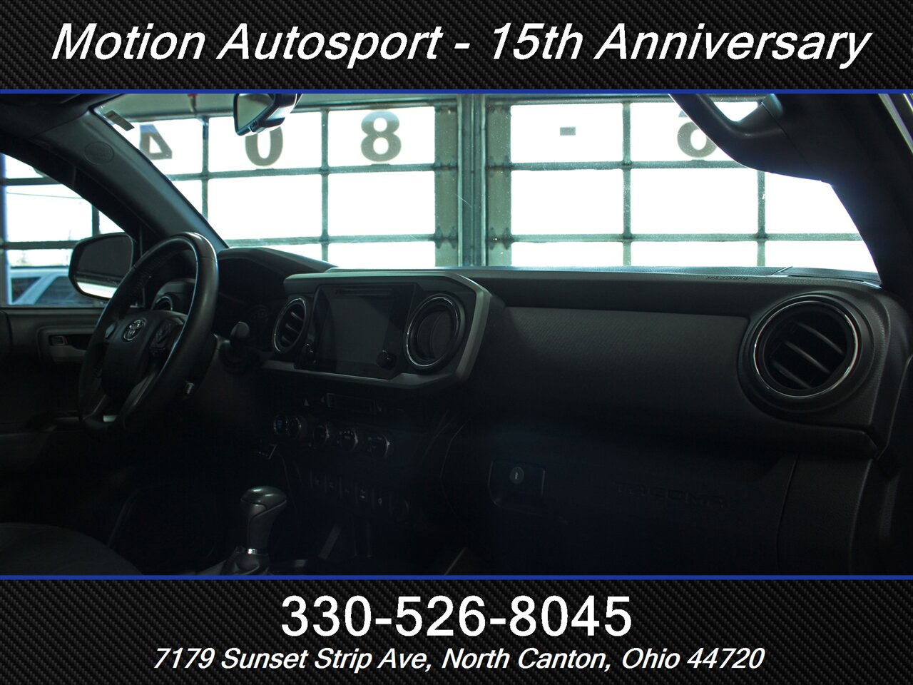 2017 Toyota Tacoma SR5 TRD Sport V6  Custom Lift 4x4 - Photo 35 - North Canton, OH 44720