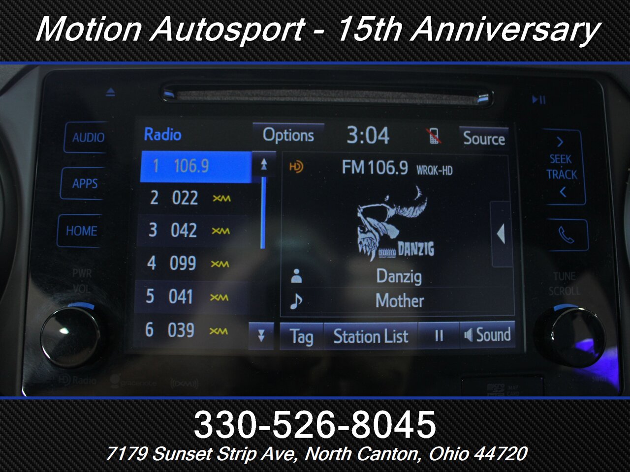 2017 Toyota Tacoma SR5 TRD Sport V6  Custom Lift 4x4 - Photo 27 - North Canton, OH 44720