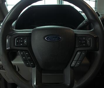 2015 Ford F-150 XLT  4X4 - Photo 15 - North Canton, OH 44720