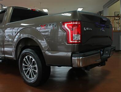 2015 Ford F-150 XLT  4X4 - Photo 6 - North Canton, OH 44720