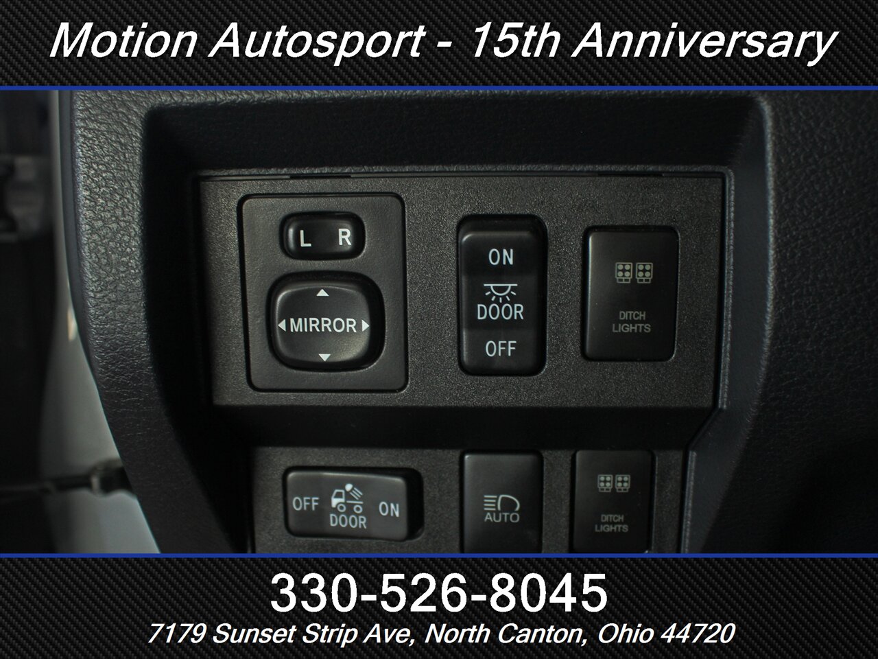 2019 Toyota Tundra SR5 TRD Off Road Custom Lift 4X4 - Photo 16 - North Canton, OH 44720