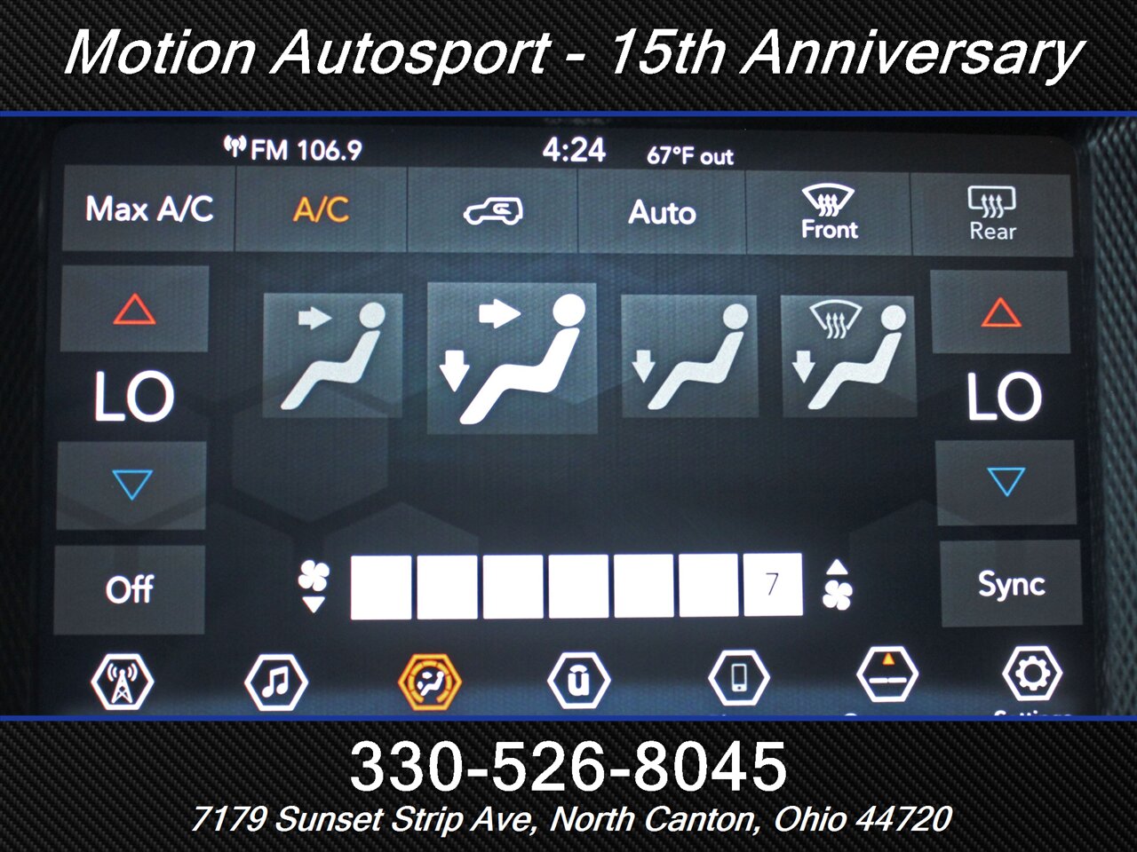 2018 Jeep Wrangler Unlimited Sahara  Hard Top 4X4 - Photo 27 - North Canton, OH 44720