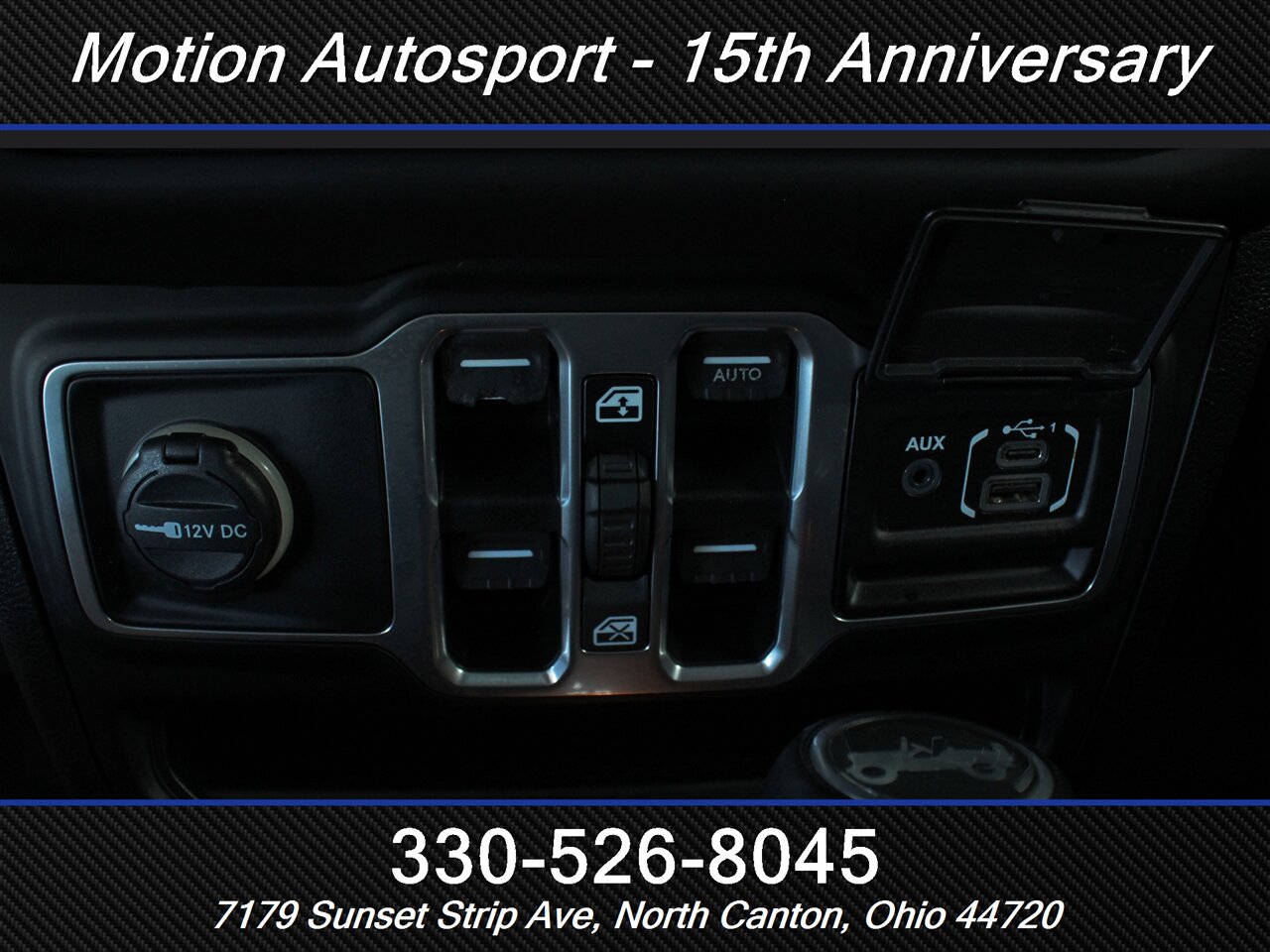 2018 Jeep Wrangler Unlimited Sahara  Hard Top 4X4 - Photo 24 - North Canton, OH 44720