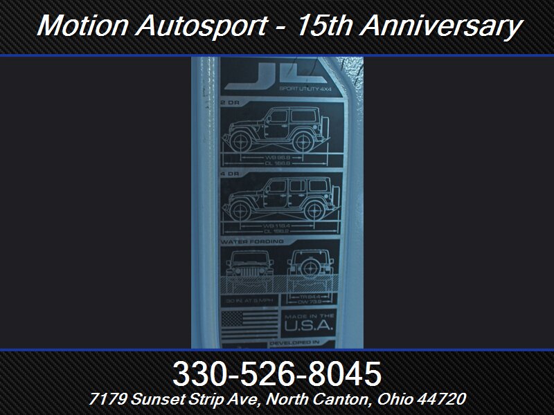 2018 Jeep Wrangler Unlimited Sahara  Hard Top 4X4 - Photo 12 - North Canton, OH 44720