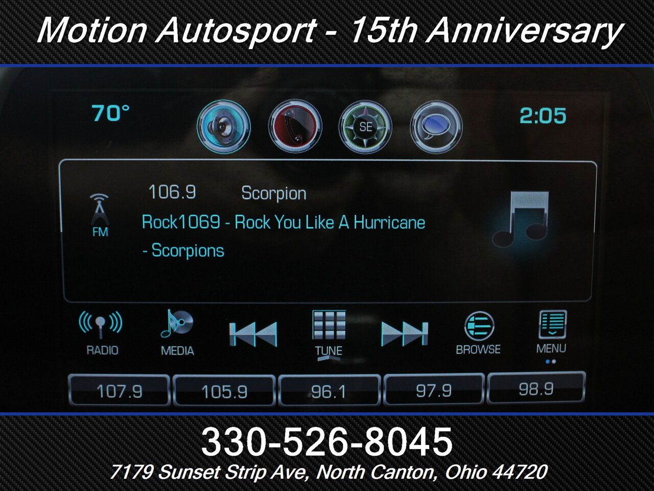 2016 Chevrolet Camaro LT  Moon Roof Navigation - Photo 20 - North Canton, OH 44720