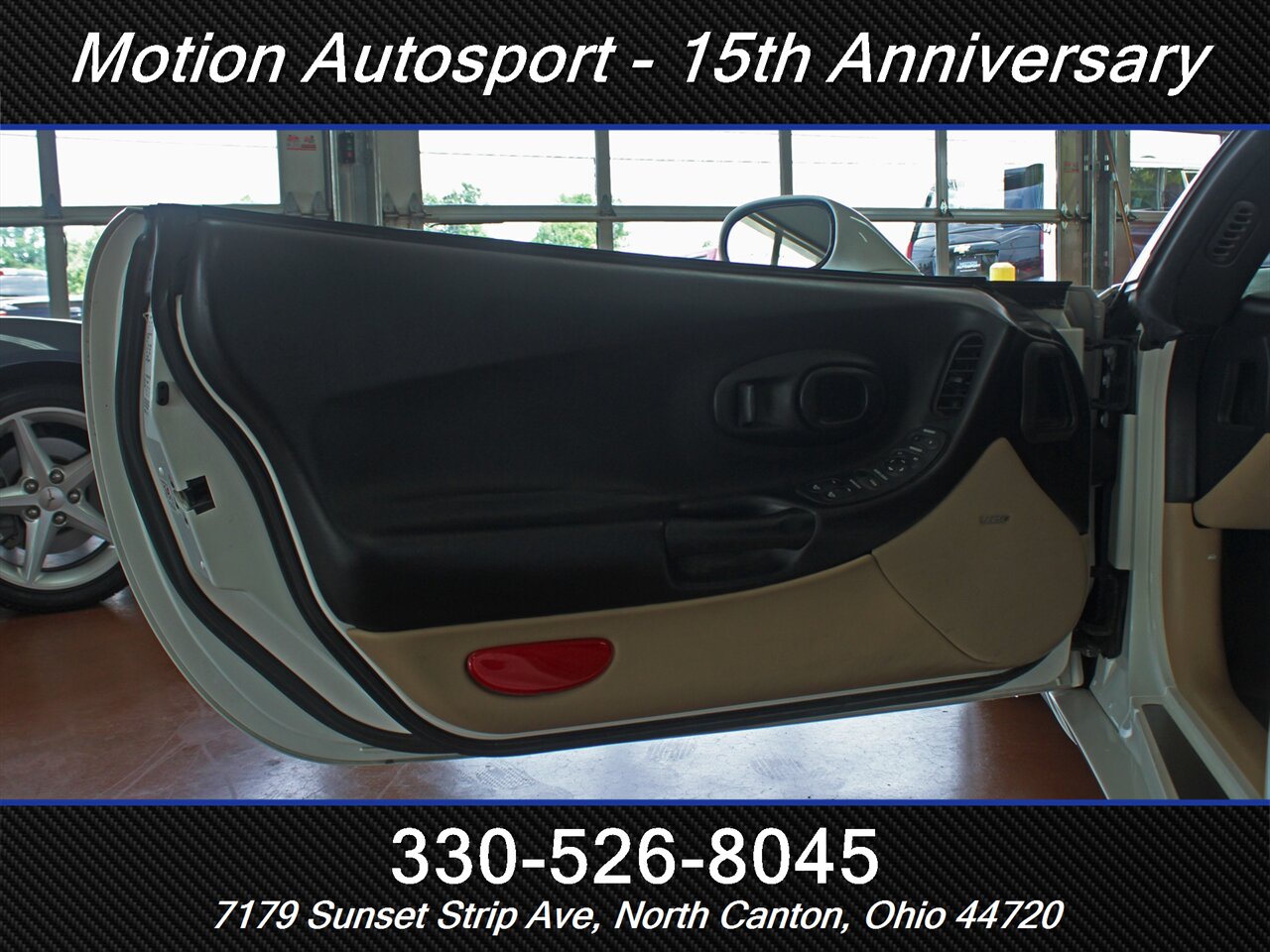 2004 Chevrolet Corvette   - Photo 18 - North Canton, OH 44720