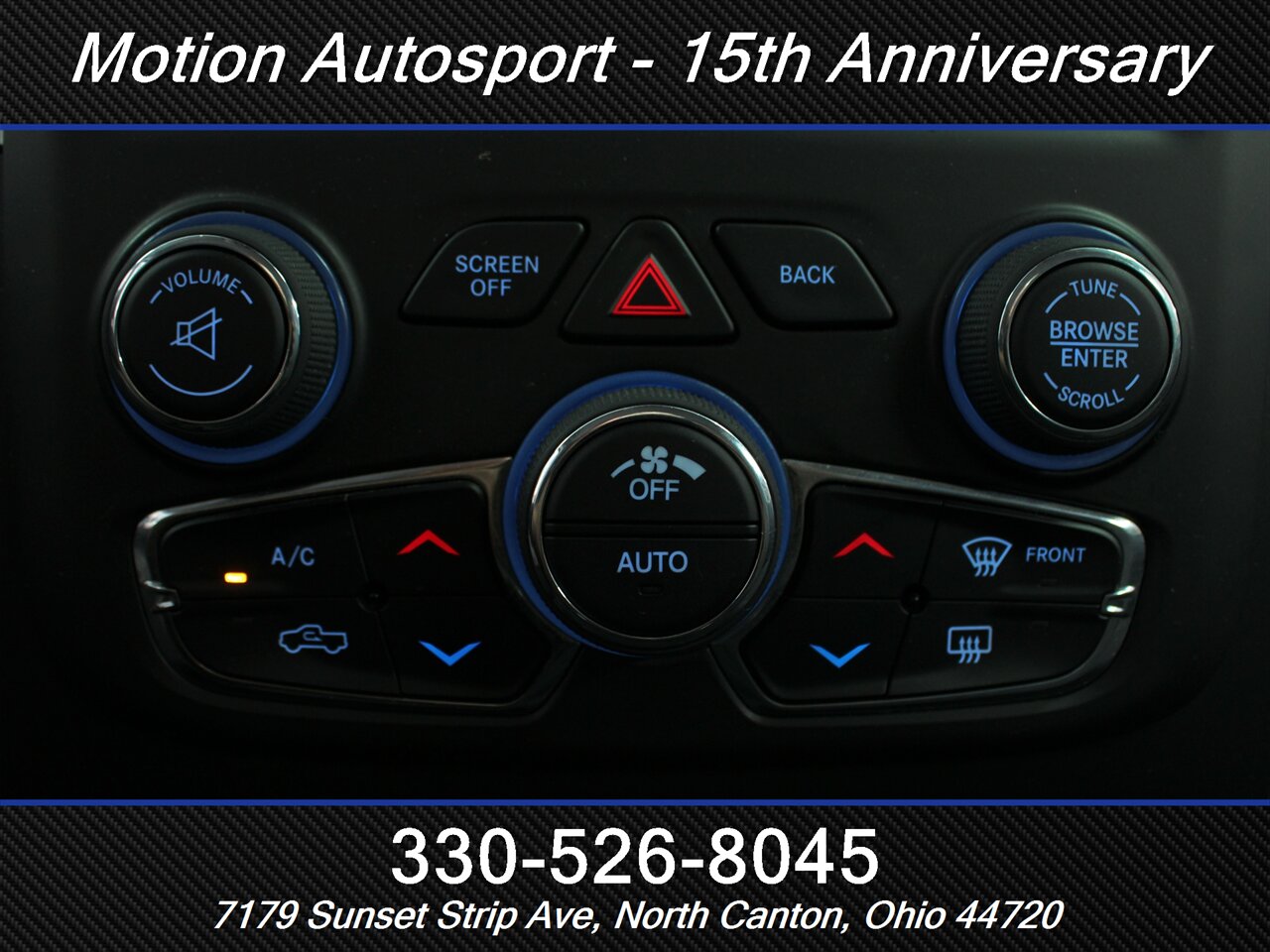 2018 RAM 1500 SLT 4X4 - Photo 18 - North Canton, OH 44720