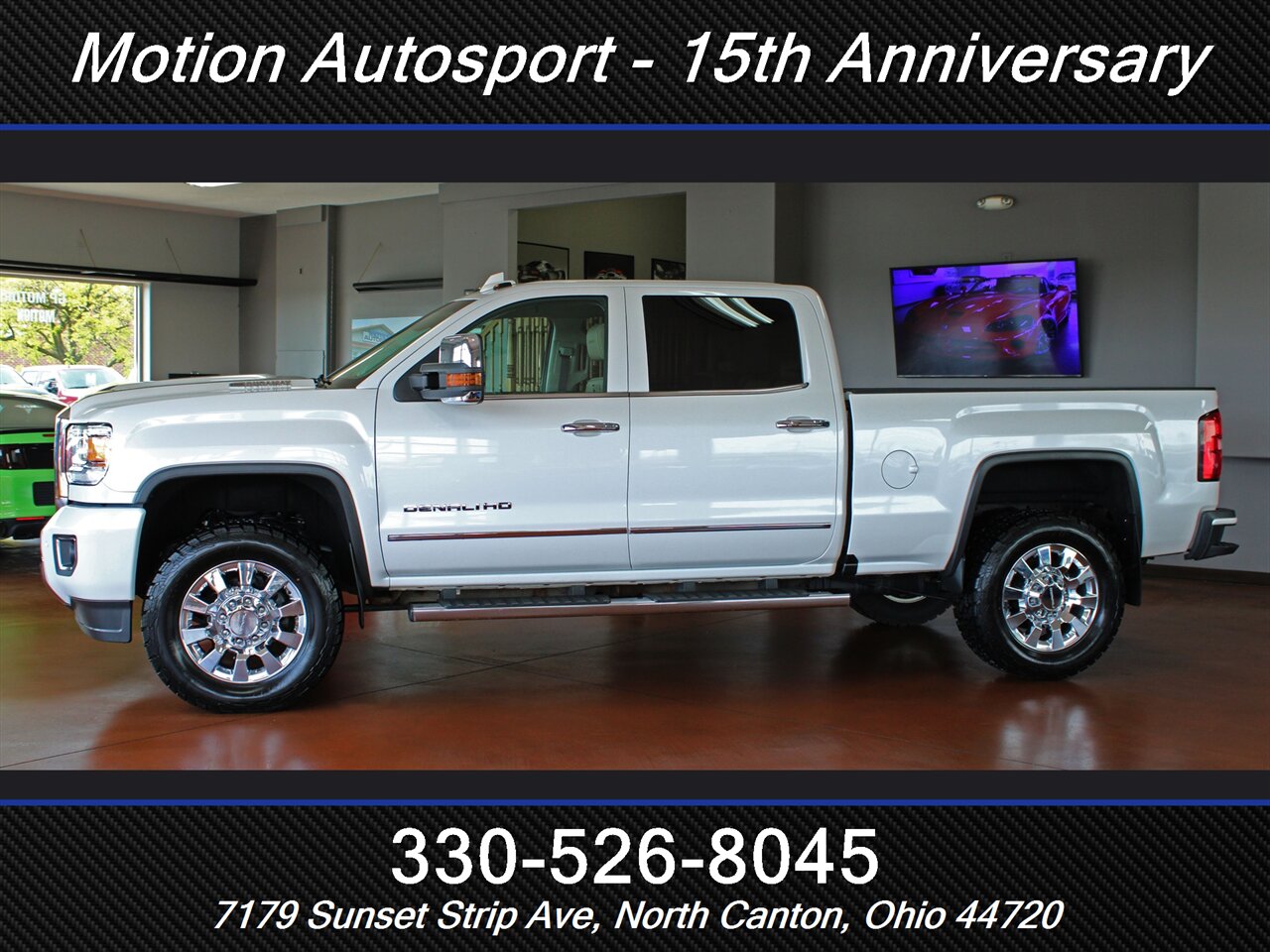 2019 GMC Sierra 2500 Denali  4X4 - Photo 7 - North Canton, OH 44720