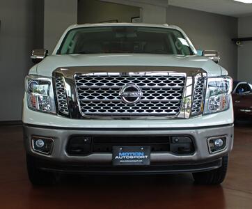 2018 Nissan Titan Platinum Reserve  4X4 - Photo 3 - North Canton, OH 44720