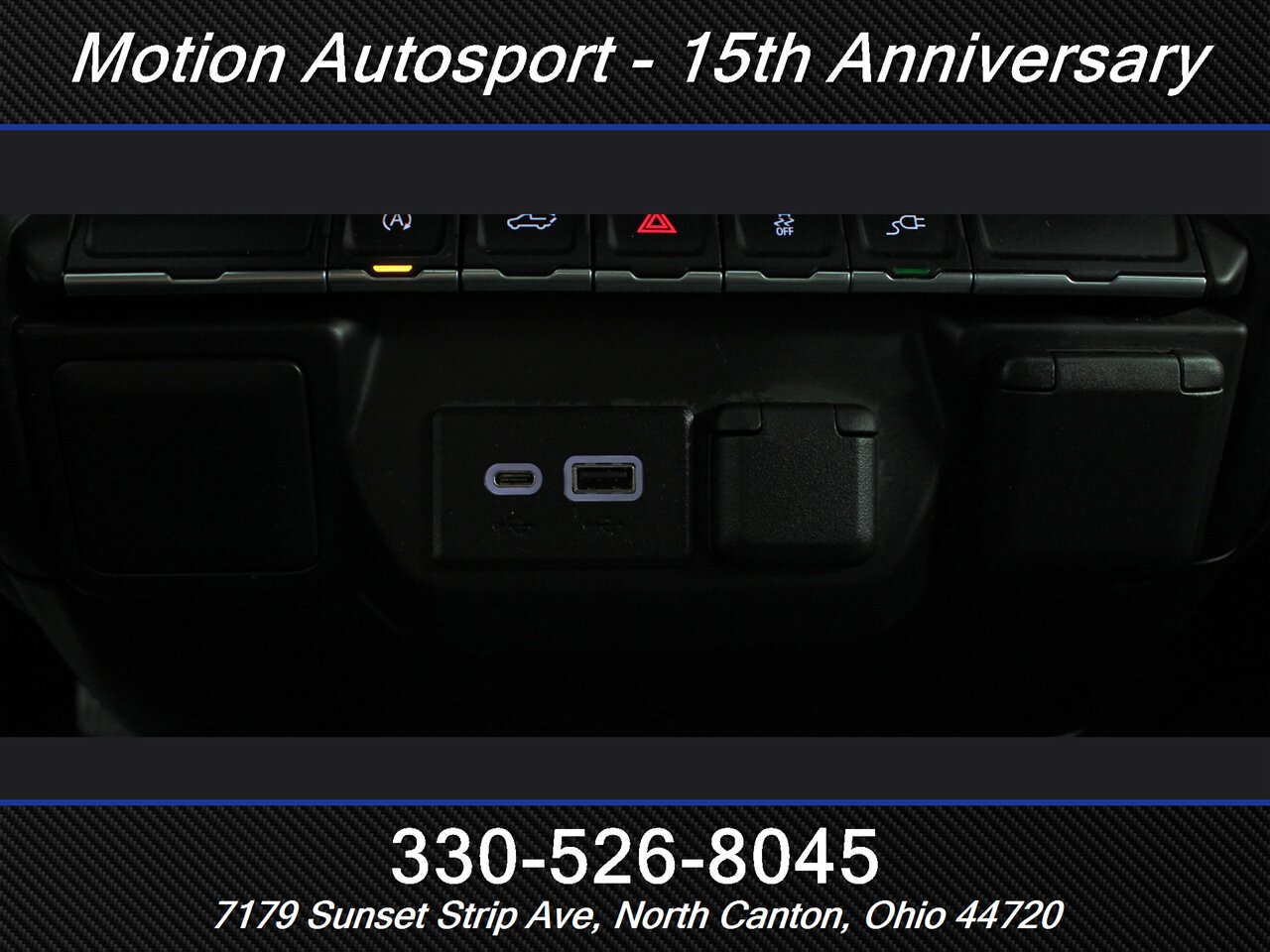 2021 Chevrolet Silverado 1500 Custom  4X4 - Photo 14 - North Canton, OH 44720