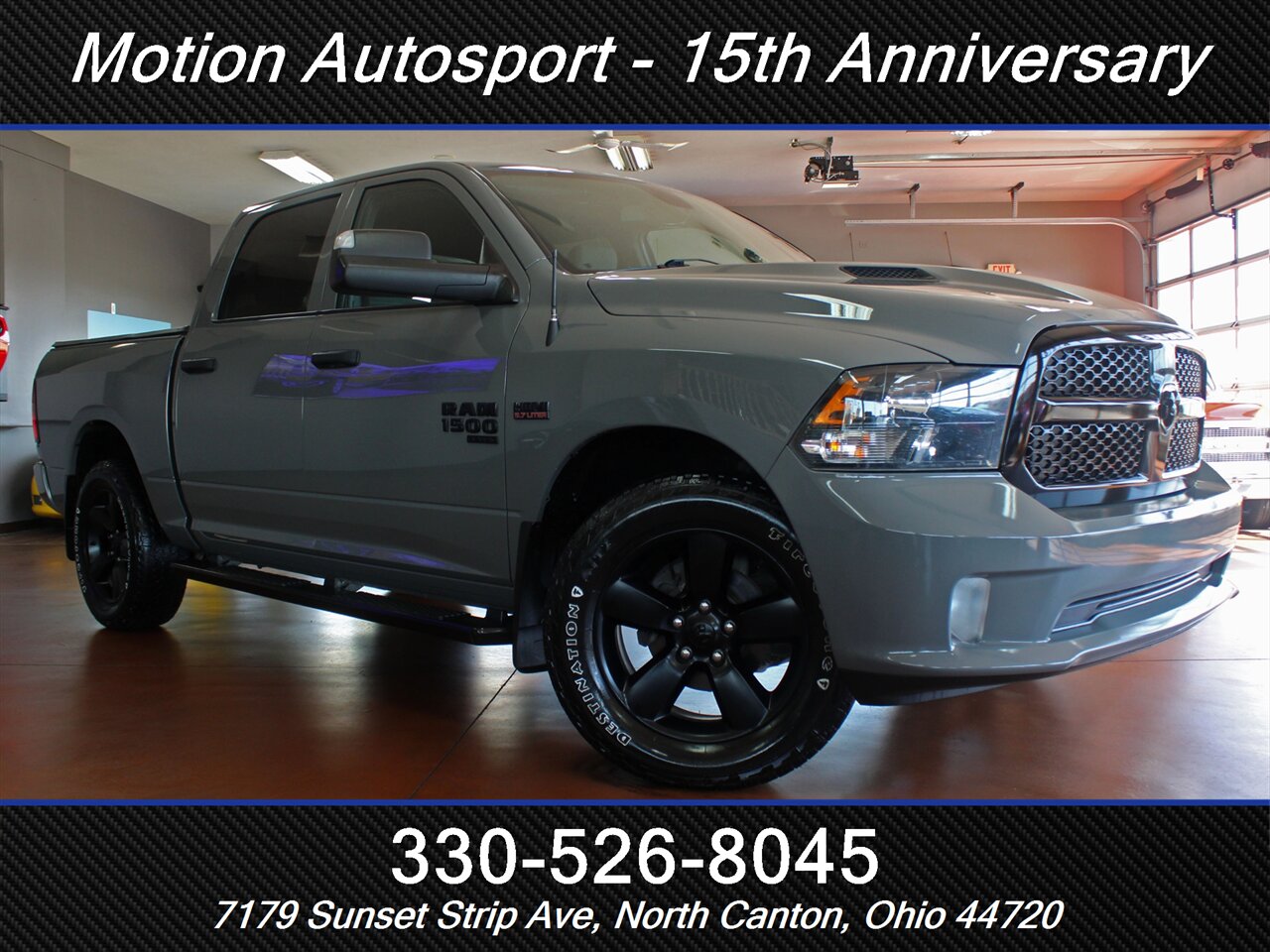 2022 RAM 1500 Classic Express Black Top Edition 4X4 - Photo 2 - North Canton, OH 44720