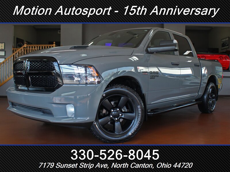 2022 RAM 1500 Classic Express  Black Top Edition 4X4