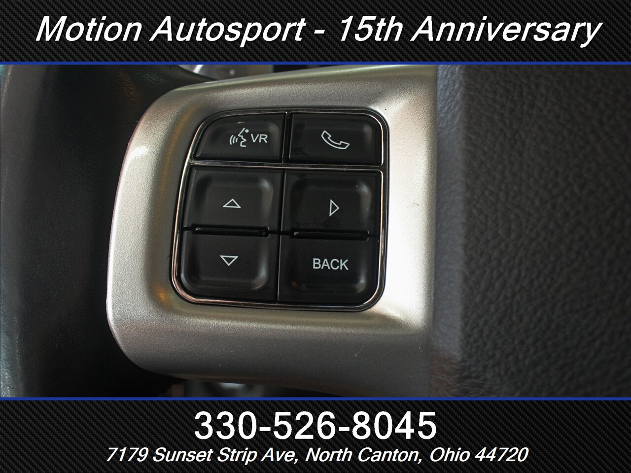 2014 Dodge Charger R/T   - Photo 18 - North Canton, OH 44720