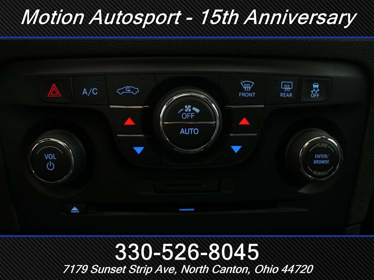 2014 Dodge Charger R/T   - Photo 23 - North Canton, OH 44720