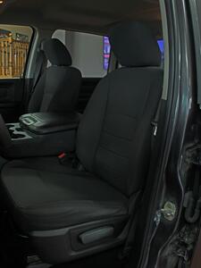 2019 RAM 1500 Classic Express  Black Top Package 4X4 - Photo 25 - North Canton, OH 44720