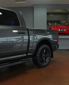 2019 RAM 1500 Classic Express  Black Top Package 4X4 - Photo 41 - North Canton, OH 44720