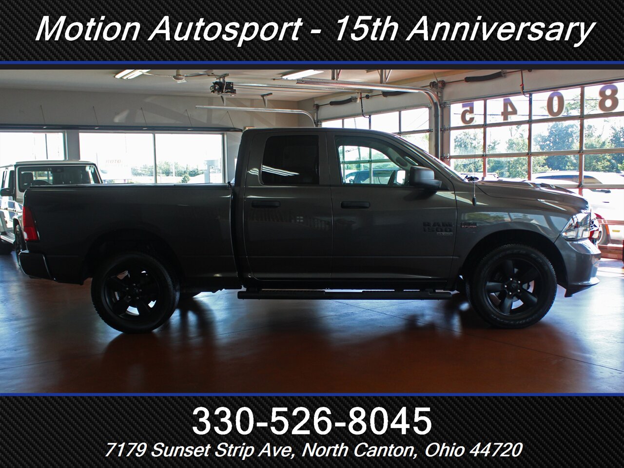 2019 RAM 1500 Classic Express  Night Edition 4X4 - Photo 12 - North Canton, OH 44720