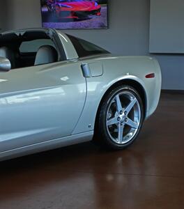 2006 Chevrolet Corvette Coupe   - Photo 38 - North Canton, OH 44720