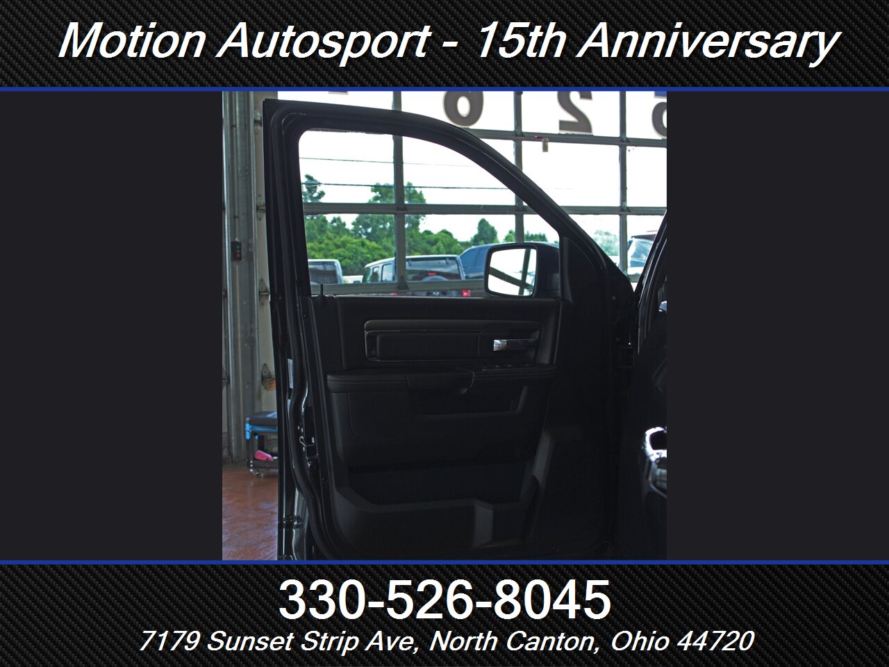 2016 RAM 1500 Sport Black Top Edition 4X4 - Photo 13 - North Canton, OH 44720