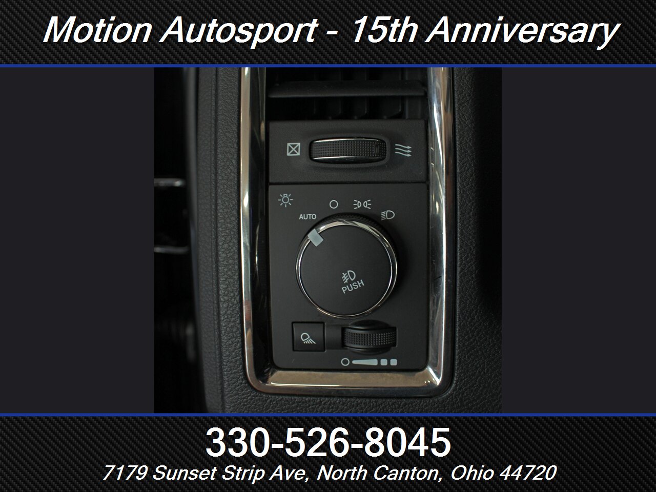 2016 RAM 1500 Sport Black Top Edition 4X4 - Photo 15 - North Canton, OH 44720