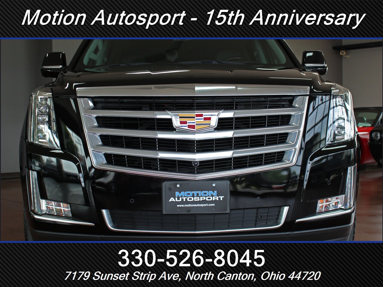 2019 Cadillac Escalade Luxury  Moon Roof Navigation 4X4 - Photo 3 - North Canton, OH 44720