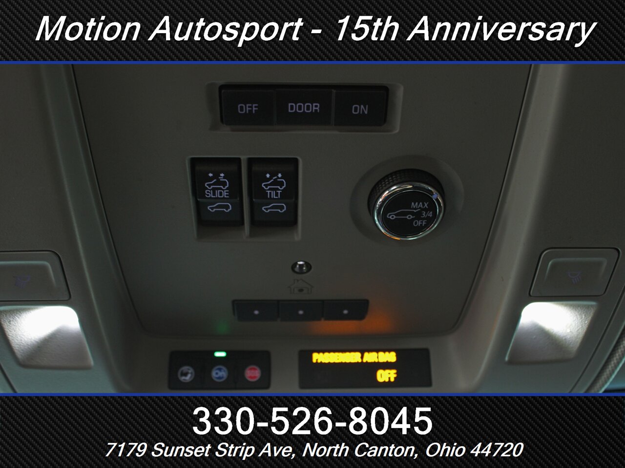 2019 Cadillac Escalade Luxury  Moon Roof Navigation 4X4 - Photo 21 - North Canton, OH 44720