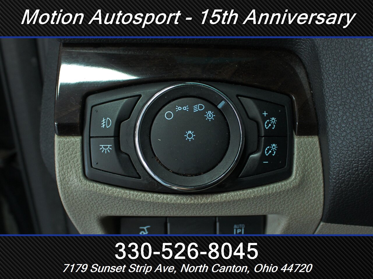 2014 Ford Explorer Limited Moon Roof Navigation 4X4 - Photo 11 - North Canton, OH 44720