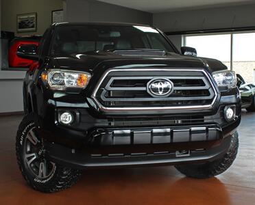 2018 Toyota Tacoma TRD Sport  Moon Roof Navigation 4X4 - Photo 52 - North Canton, OH 44720