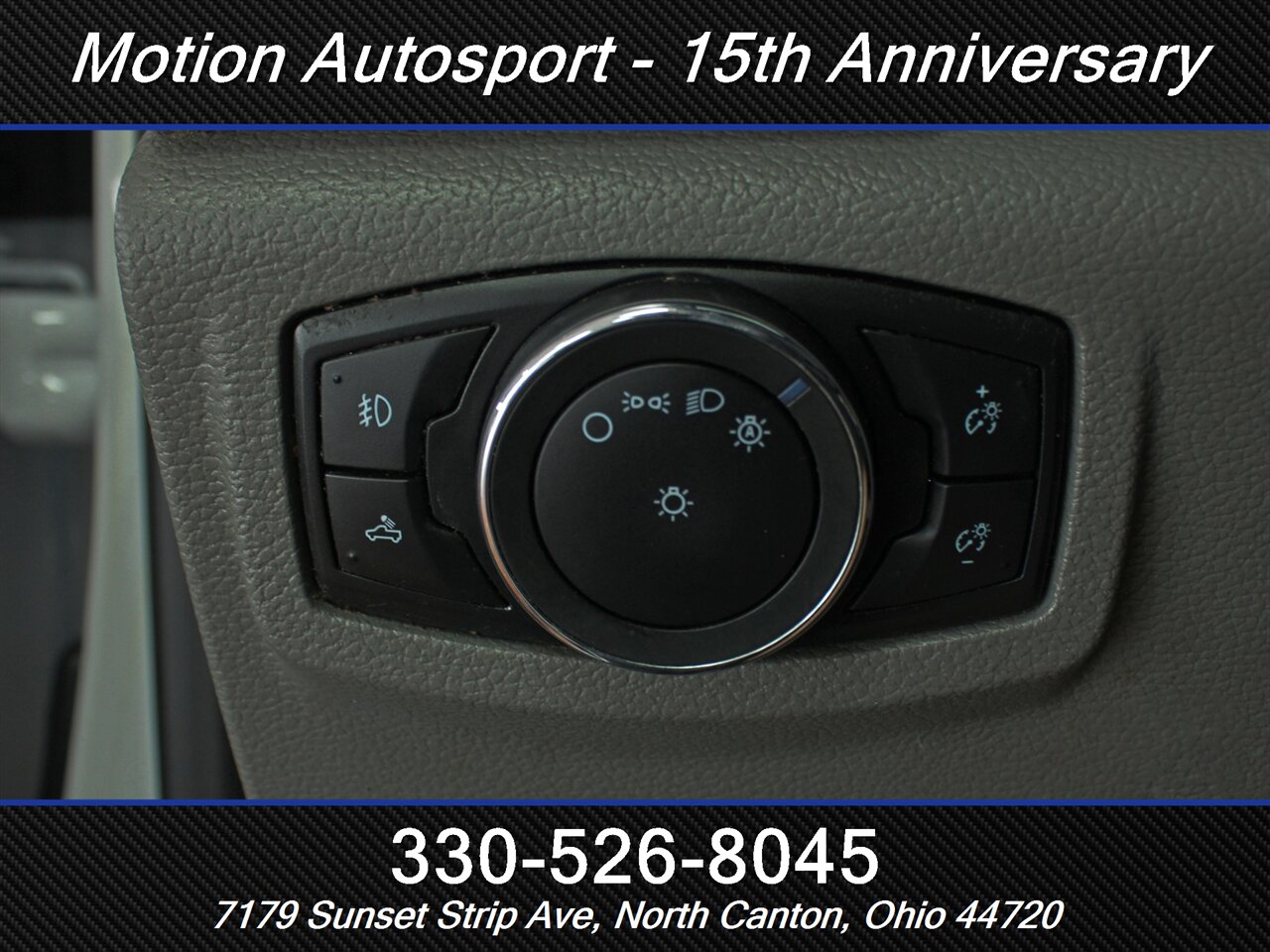 2017 Ford F-150 XLT Custom Lift 4X4   - Photo 17 - North Canton, OH 44720