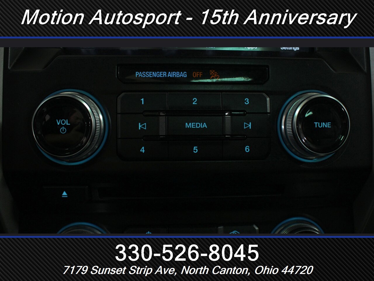 2017 Ford F-150 Lariat Pano Roof Custom Lift 4X4 - Photo 27 - North Canton, OH 44720