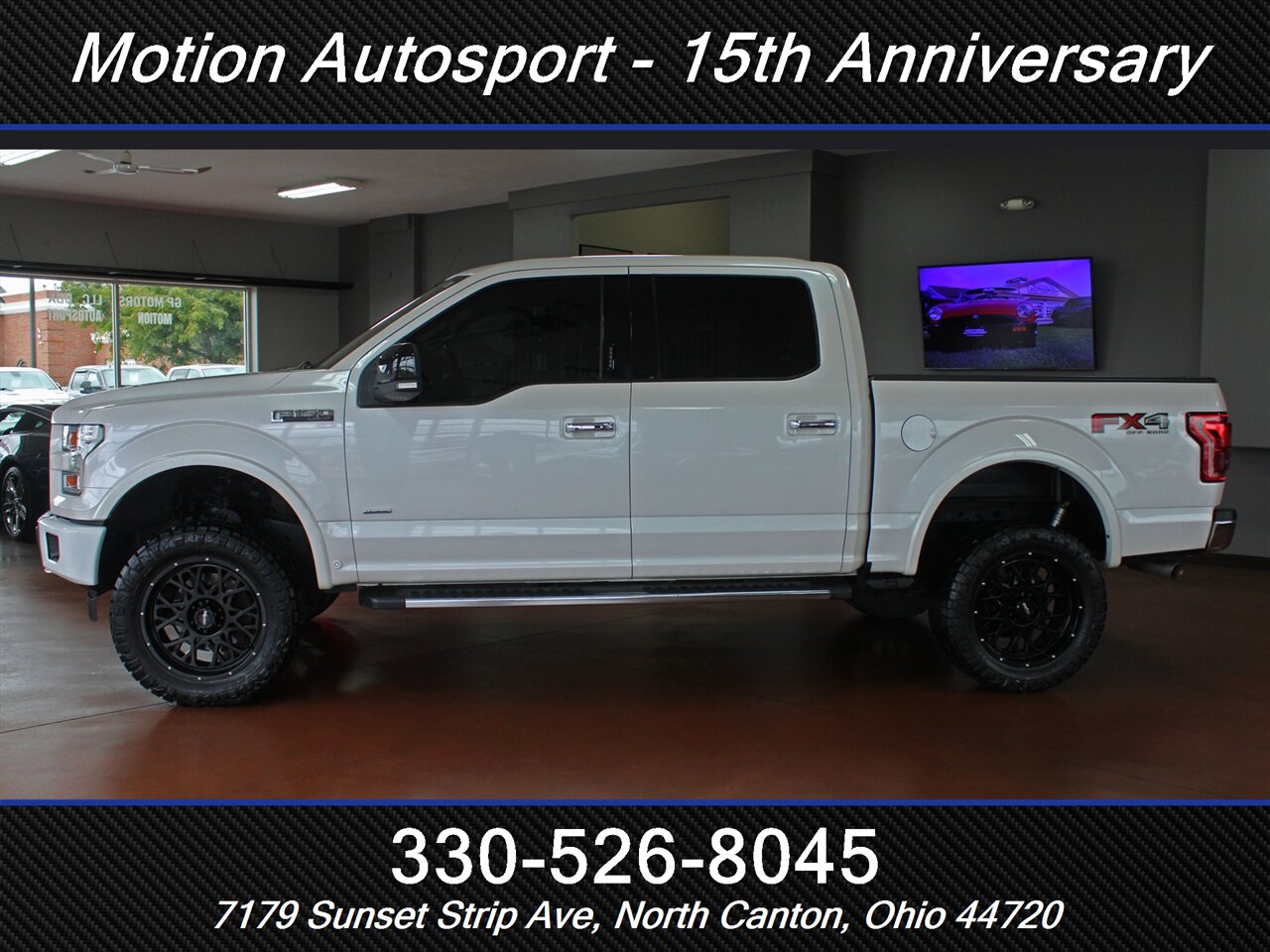 2017 Ford F-150 Lariat Pano Roof Custom Lift 4X4 - Photo 7 - North Canton, OH 44720