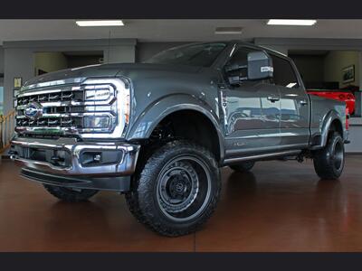 2023 Ford F-250 Super Duty Lariat  Panoramic Roof Custom Lift 4X4 Truck