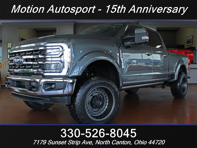 2023 Ford F-250 Super Duty Lariat  Panoramic Roof Custom Lift 4X4