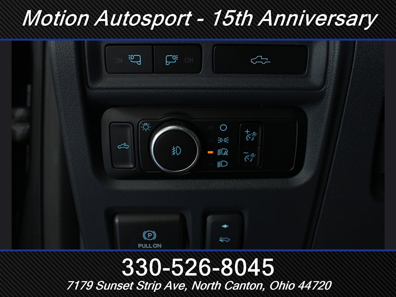 2023 Ford F-150 Lariat Sport Panoramic Roof  4X4 - Photo 12 - North Canton, OH 44720