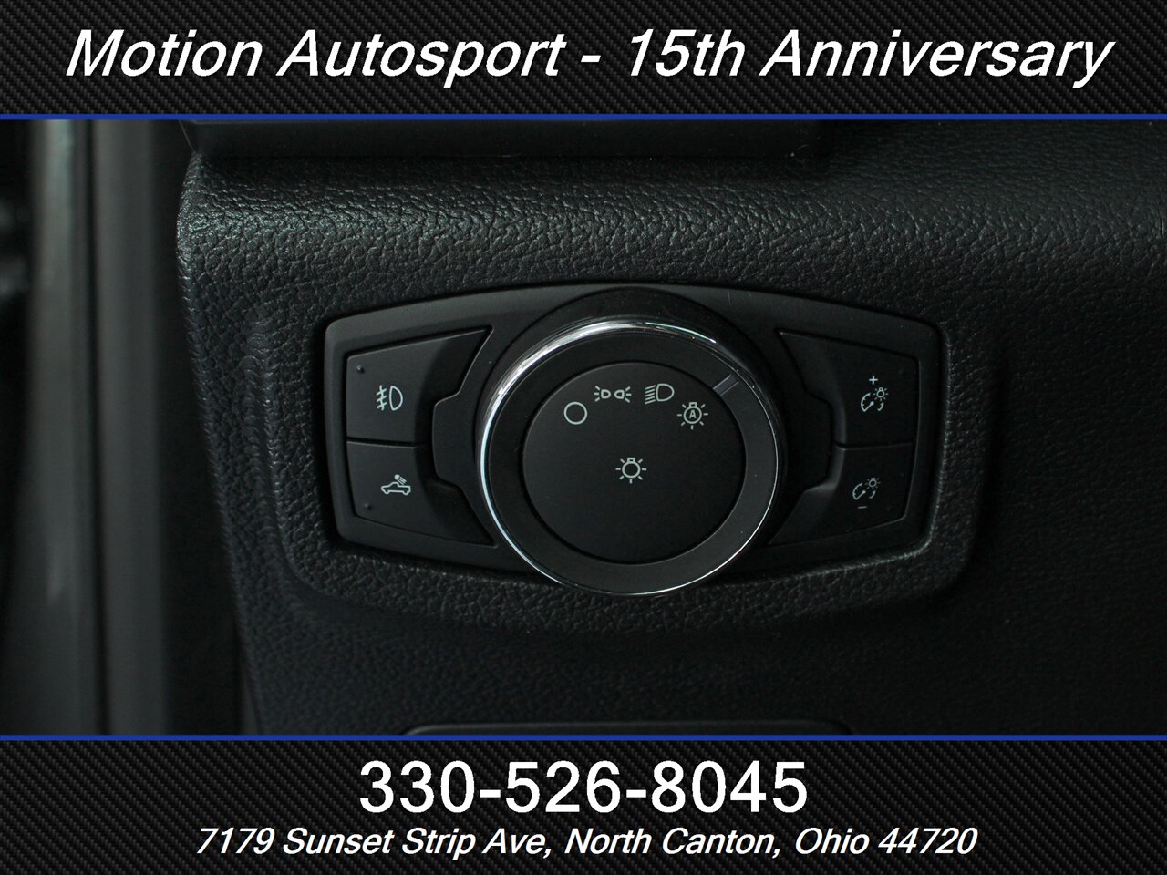 2015 Ford F-150 XLT Sport  FX4 Custom Lift 4X4 - Photo 13 - North Canton, OH 44720