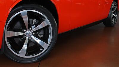 2013 Dodge Challenger R/T Classic   - Photo 37 - North Canton, OH 44720