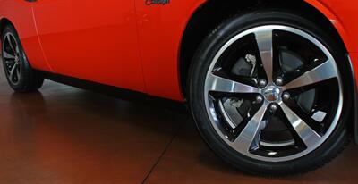 2013 Dodge Challenger R/T Classic   - Photo 42 - North Canton, OH 44720