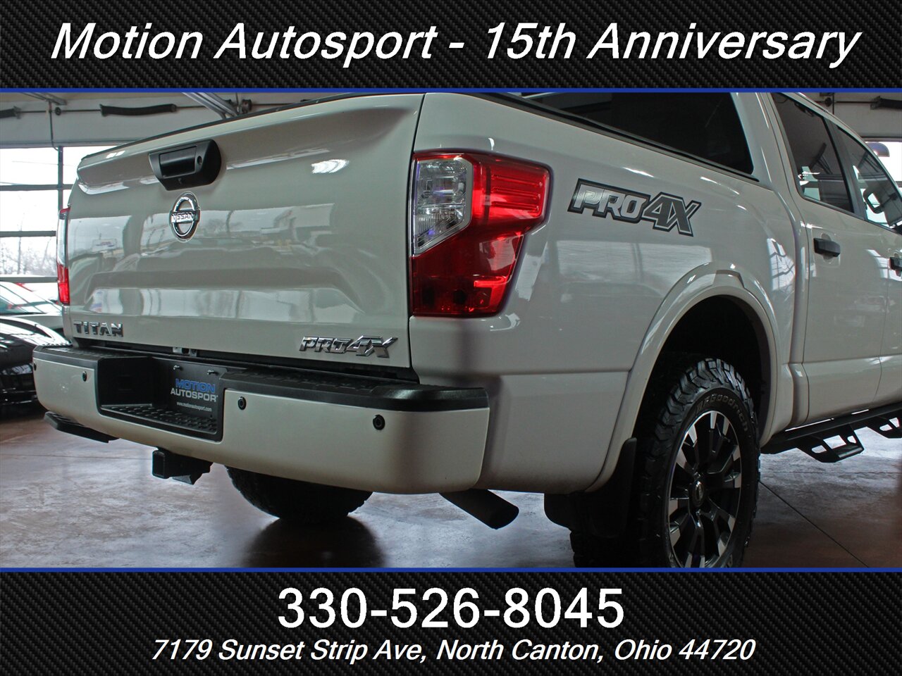 2019 Nissan Titan PRO-4X 4X4 - Photo 11 - North Canton, OH 44720