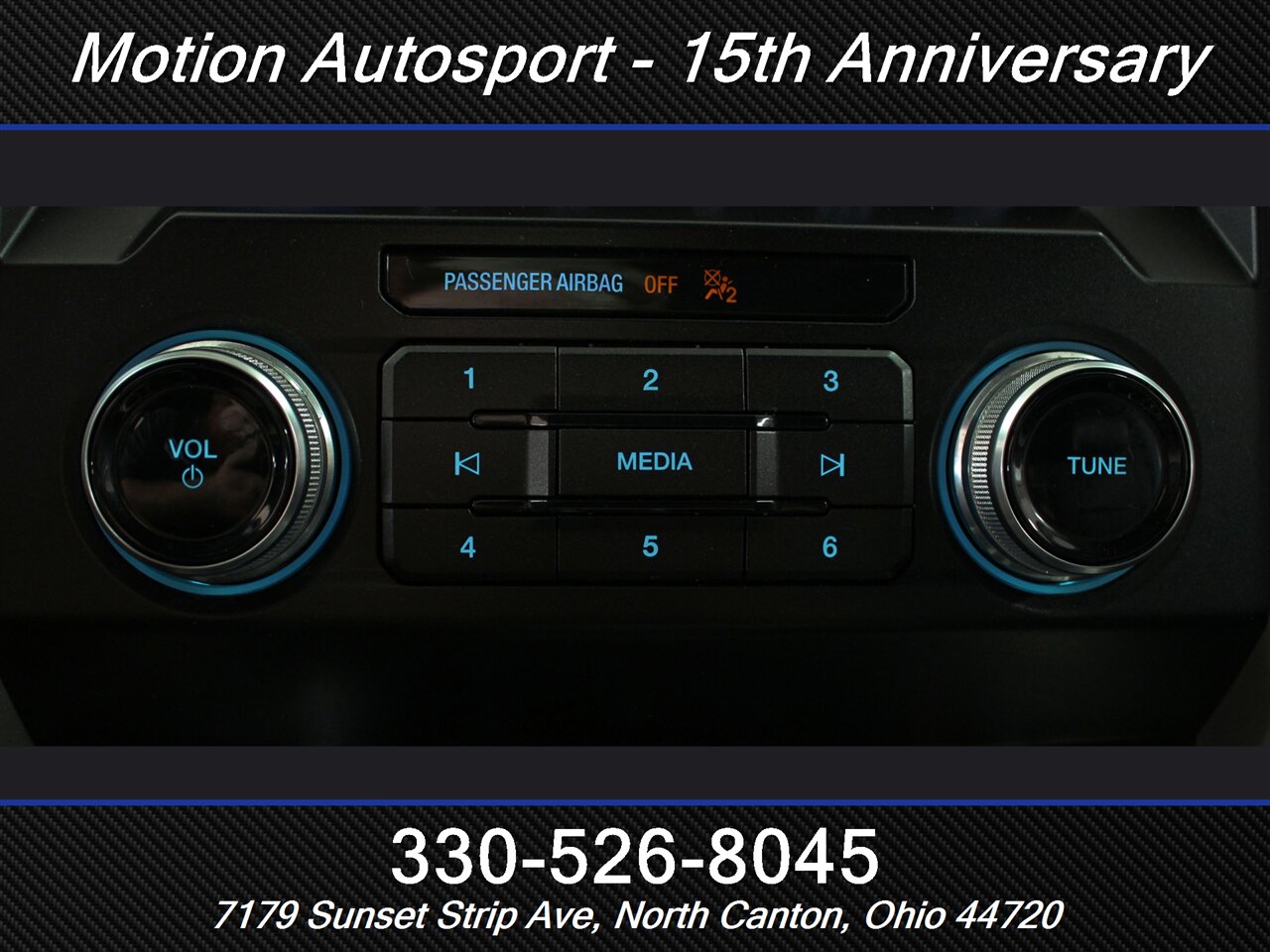 2019 Ford F-150 Lariat  Custom Lift 4X4 - Photo 27 - North Canton, OH 44720