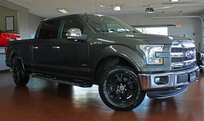 2015 Ford F-150 Lariat  4X4 - Photo 2 - North Canton, OH 44720