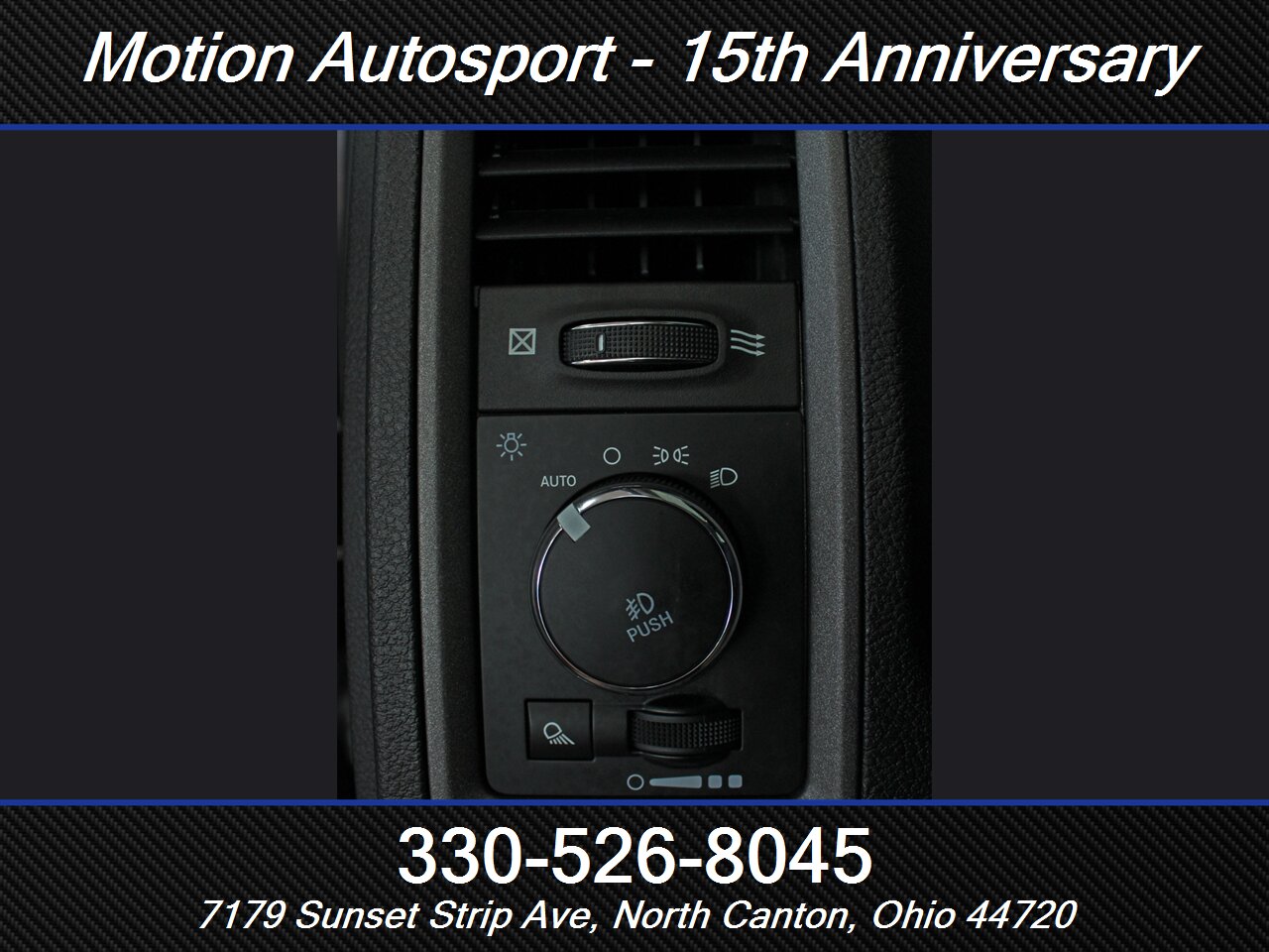 2019 RAM 1500 Classic Express Black Top Edition 4X4 - Photo 12 - North Canton, OH 44720