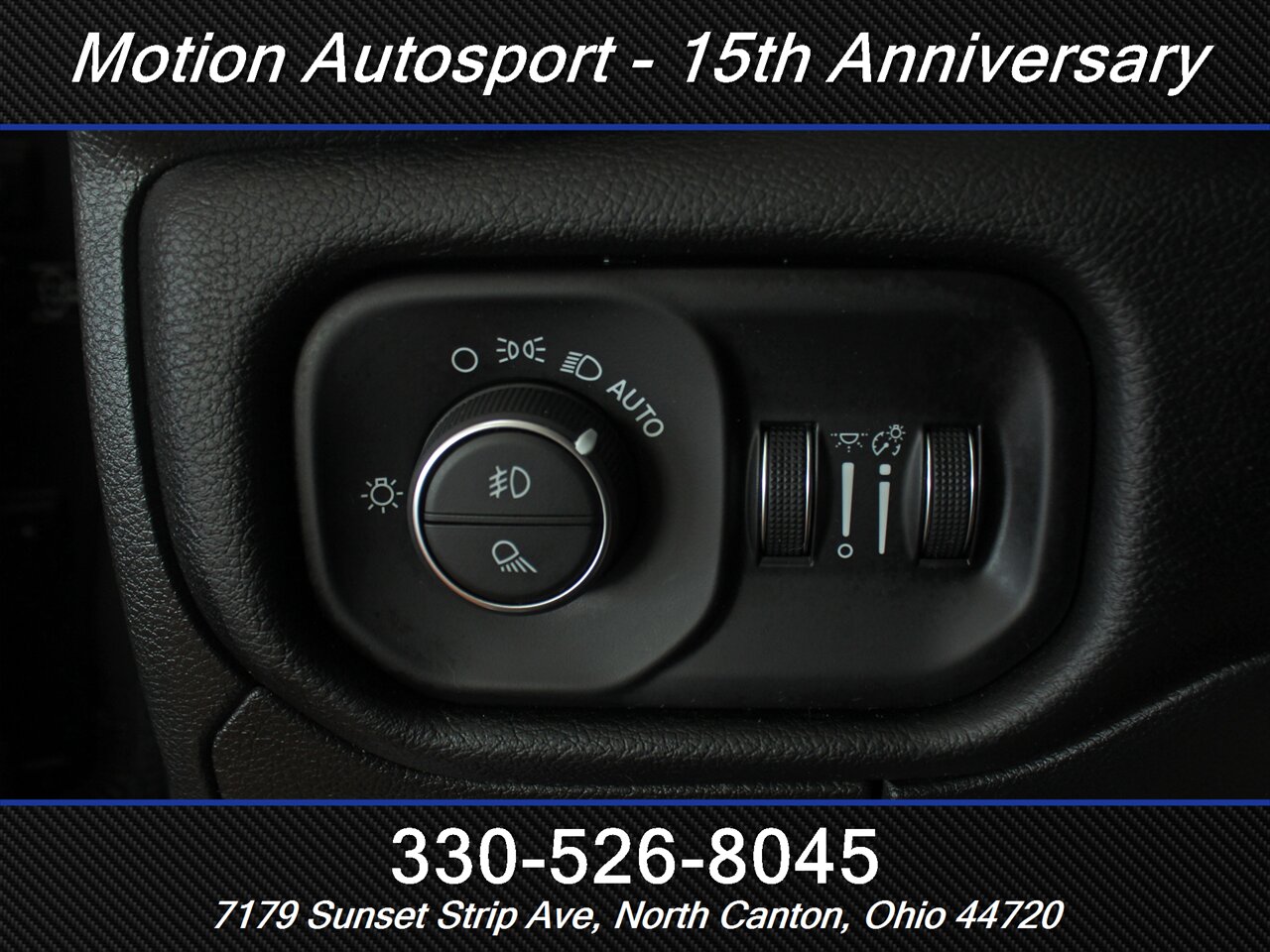 2020 RAM 1500 Laramie  Panoramic Moon Roof 4X4 - Photo 15 - North Canton, OH 44720