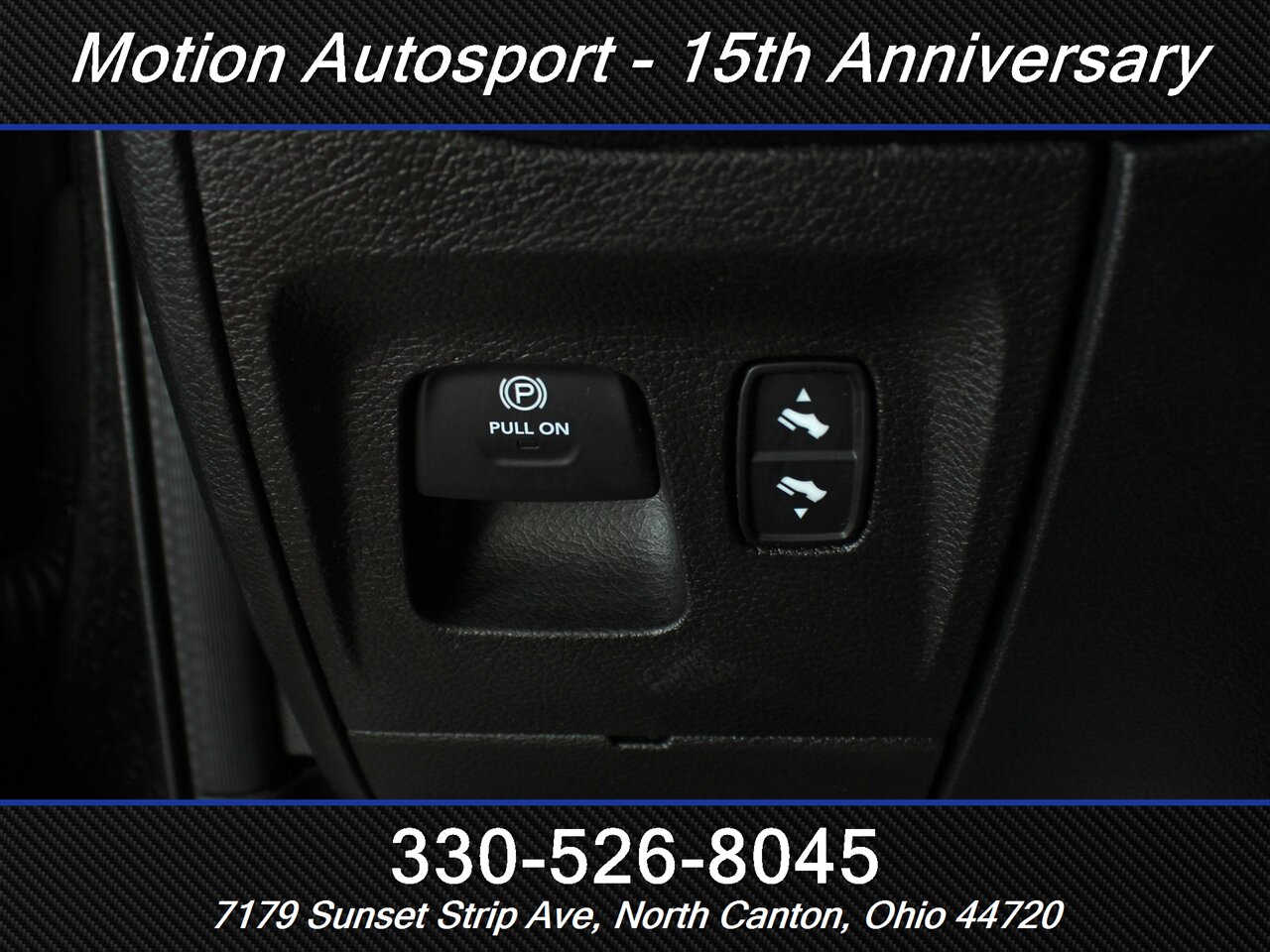 2020 RAM 1500 Laramie  Panoramic Moon Roof 4X4 - Photo 14 - North Canton, OH 44720